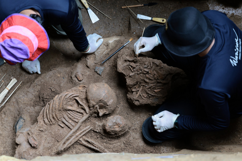 Beauty aid find reveals gender of Nenggiri prehistoric human