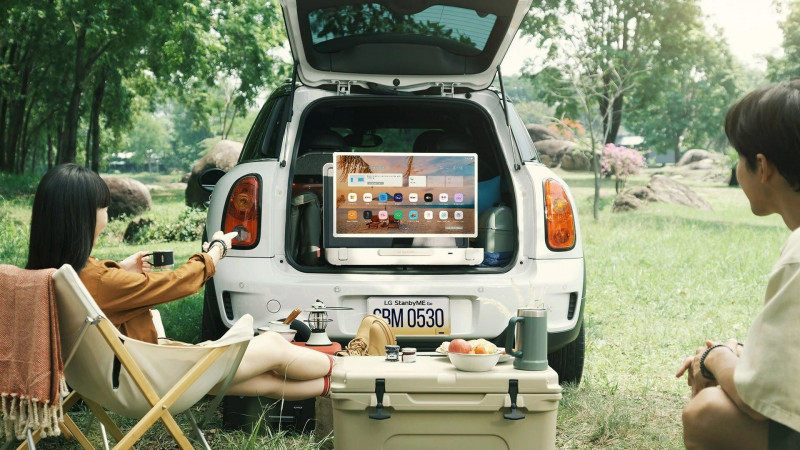 This take-along TV fits into its own suitcase