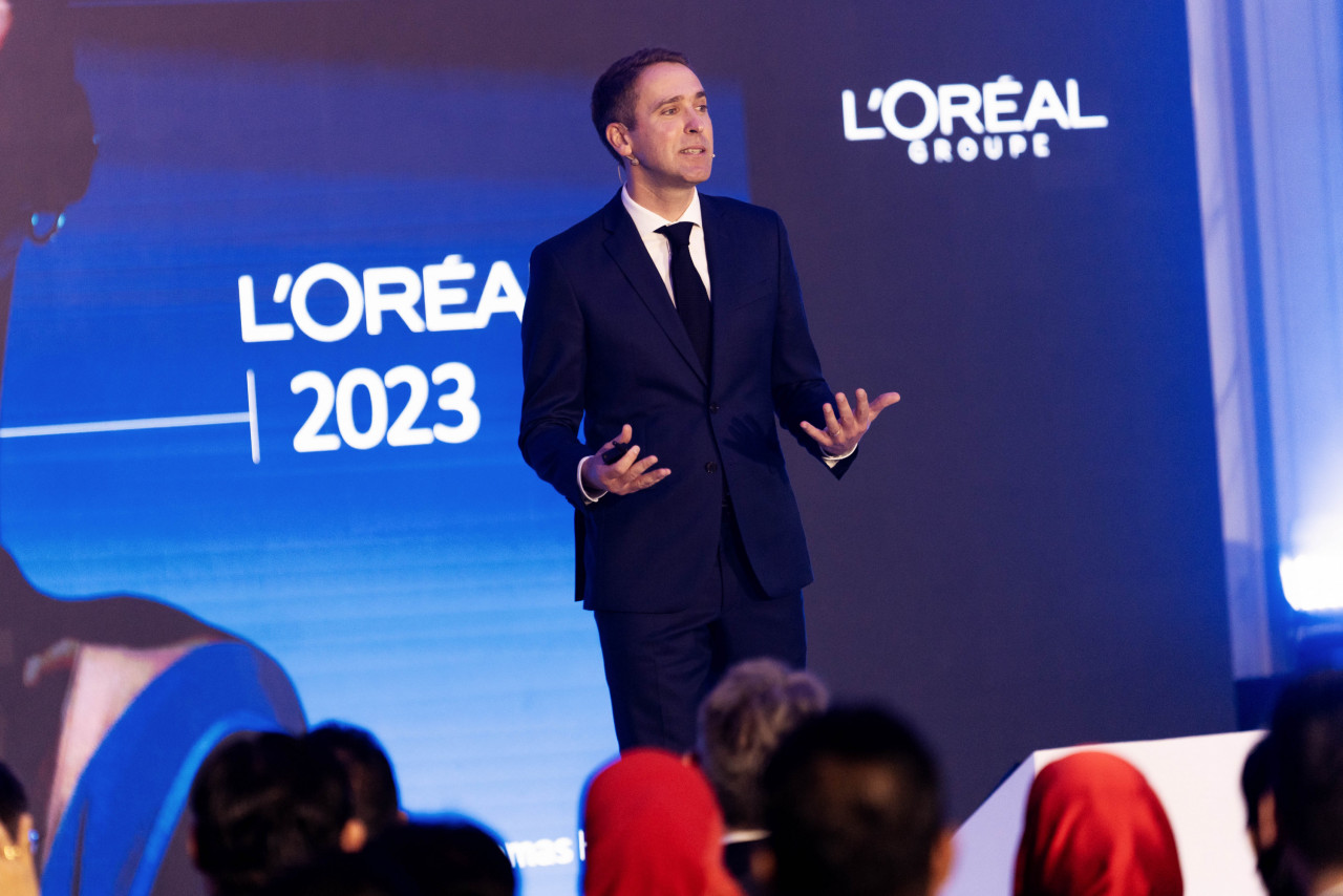 Hruska during his presentation at the L’Oreal Corporate Showcase Event. – Pic courtesy L’Oreal Malaysia