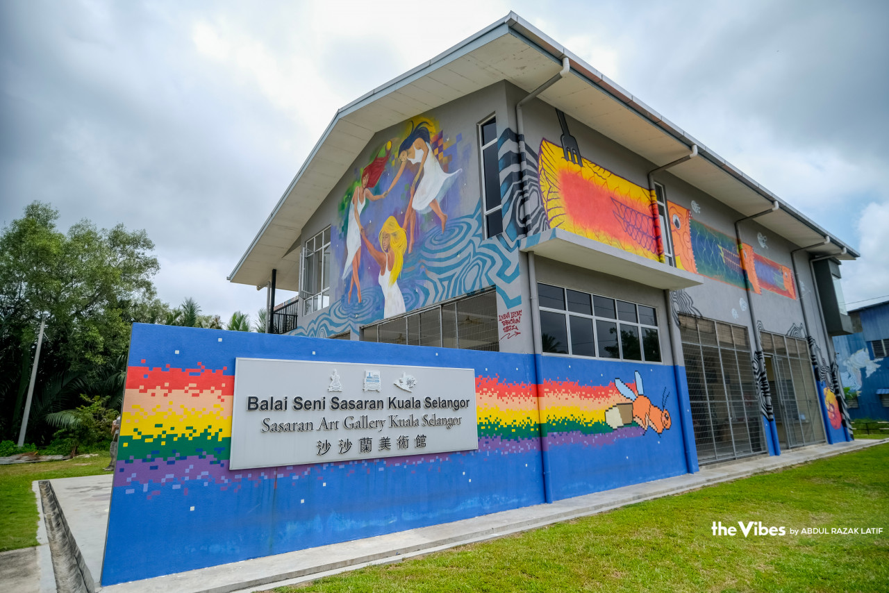 The gallery was built by Kuala Selangor City Council (MDKS) for Sasaran Art Association in 2017 along with space for an art park next to it. – ABDUL RAZAK LATIF/The Vibes