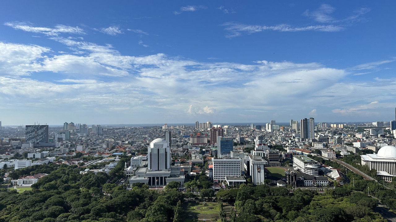 Standing at 132m tall, Indonesia’s National Monument was built to commemorate the country’s battle for independence. – Lancelot Theseira pic