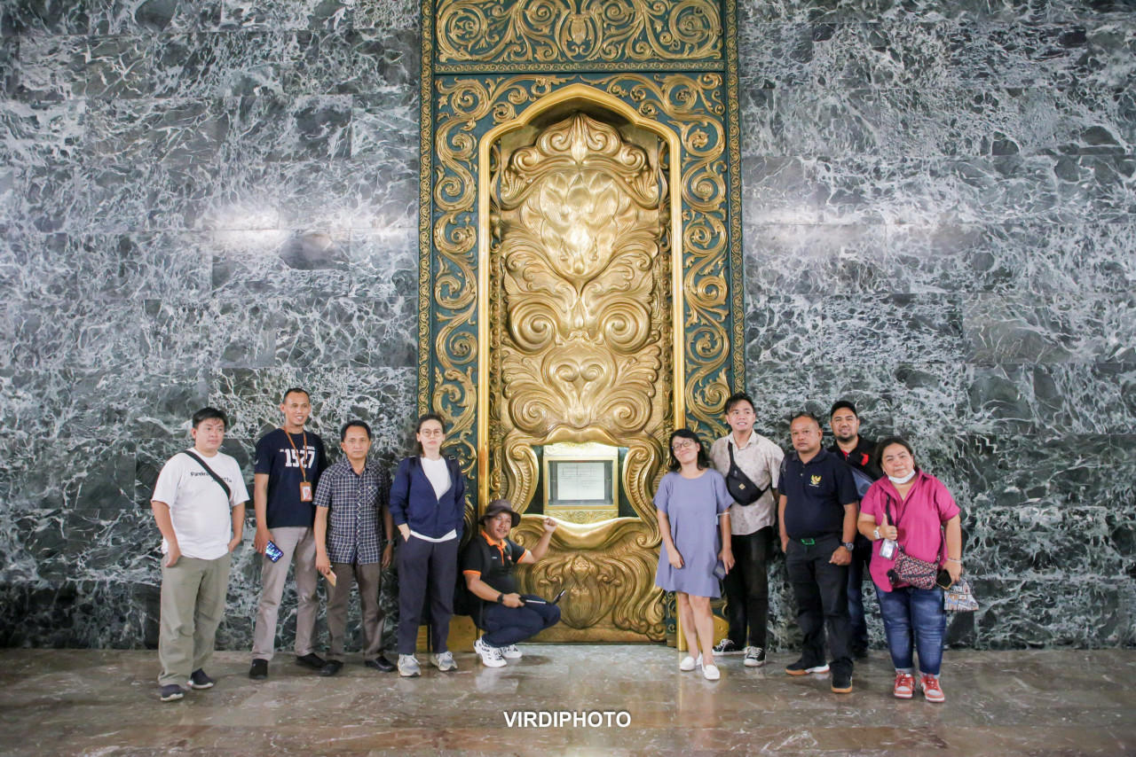 The Gate of Independence in the Hall of Independence located inside the National Monument. – Pic courtesy of Verdi/Jakarta Office of Tourism and Creative Economy