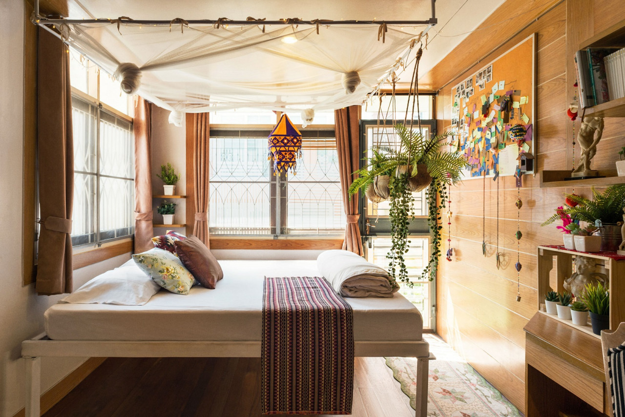 Every Airbnb Room features a Host Passport, which helps guests get to know their host before booking their stay. – Airbnb pic