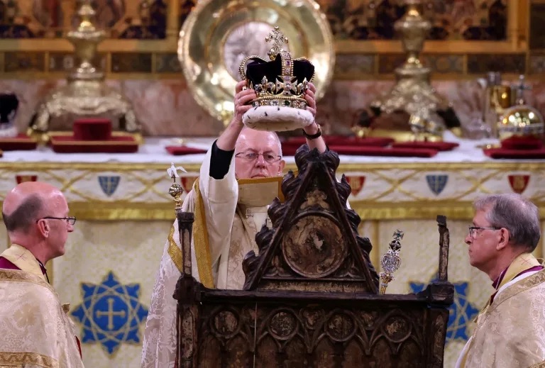 Symbolism, seriousness, history: the coronation of a king