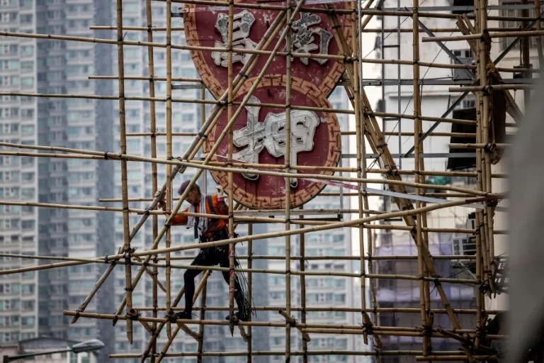 Hong Kong’s bamboo scaffolders preserve ancient technique