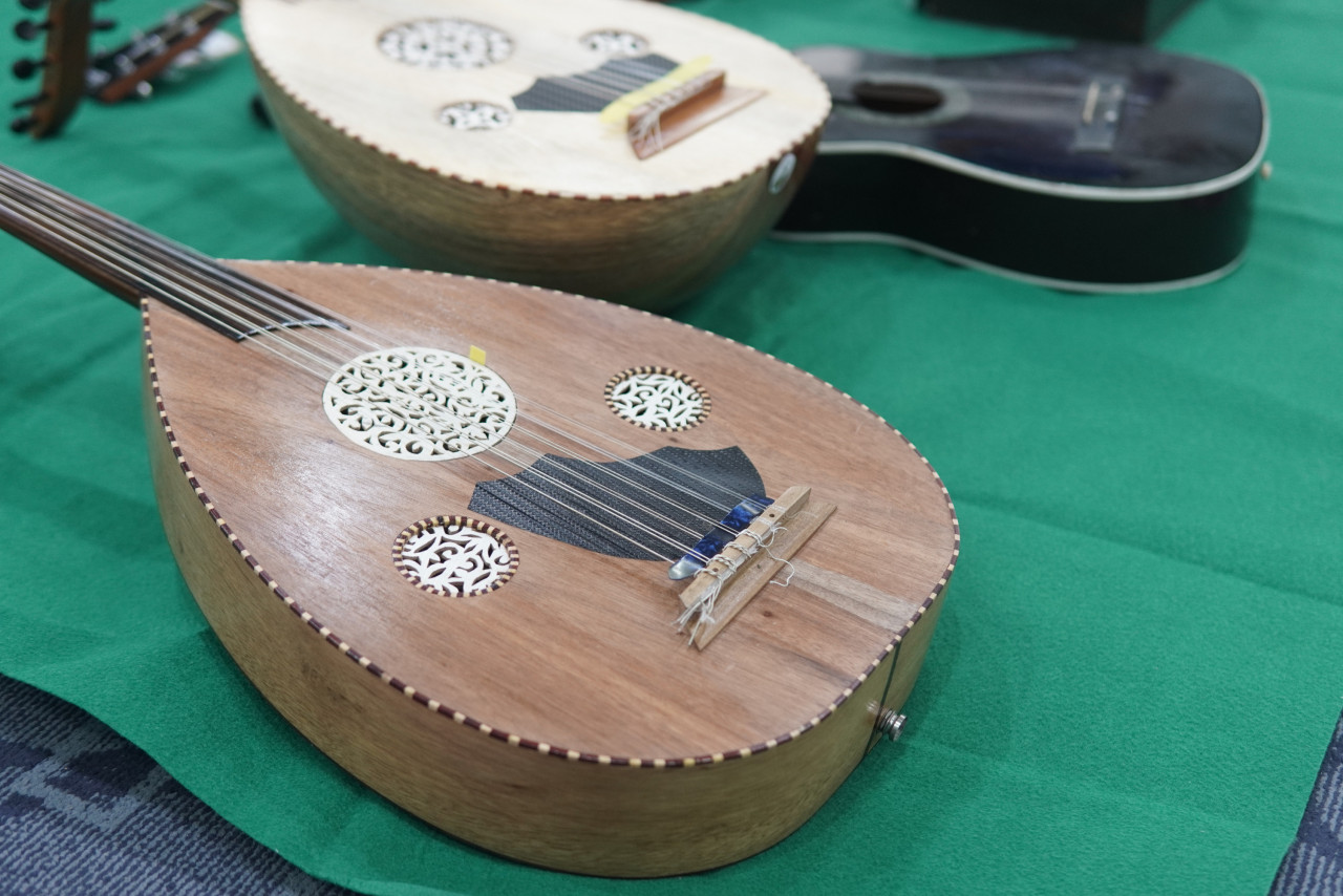 The gambus serves to accompany ghazal singing. – Pic courtesy of Pusaka
