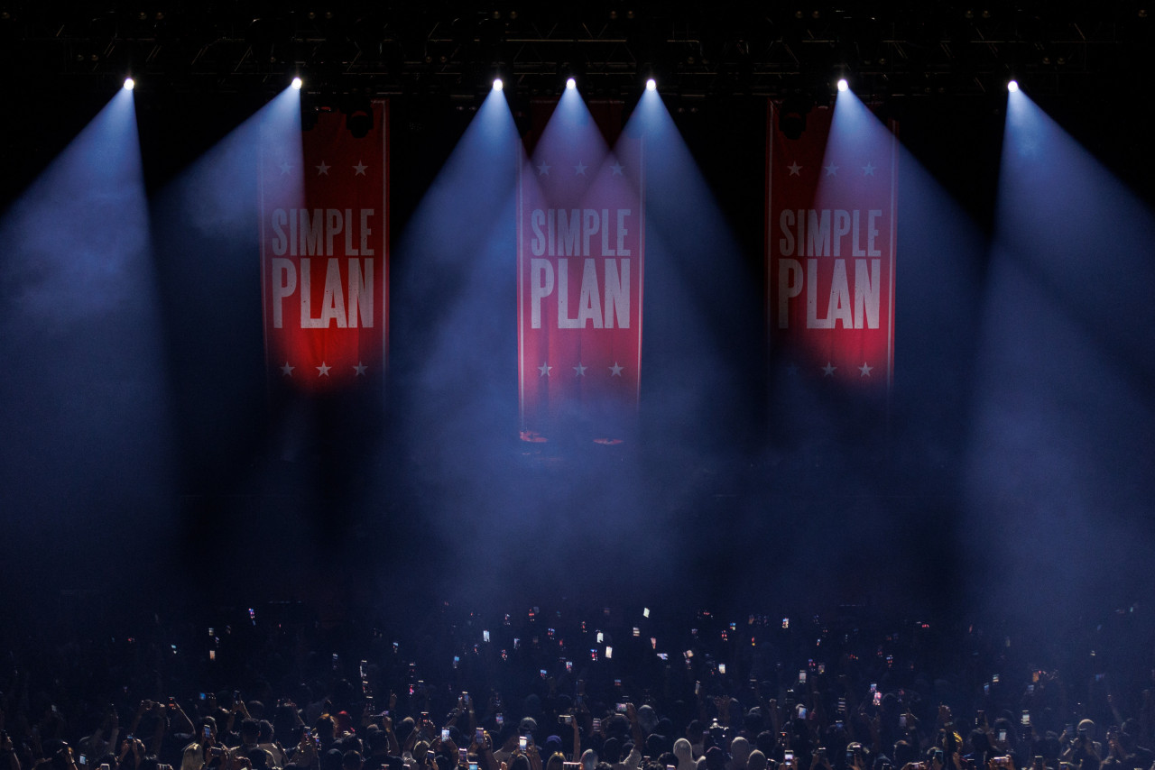 Only three Simple Plan banners served as the band’s backdrop throughout, which made the venue’s pyrotechnics and smoke display all the more exciting of a spectacle. – Pic courtesy of Shiraz Projects, March 9, 2023