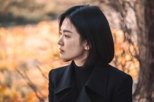 Song Hye-kyo as Moon Dong-eun. – Netflix pic