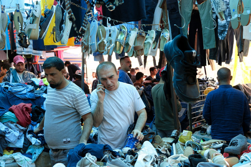 Iraq fashionistas champion climate-friendly vintage wear