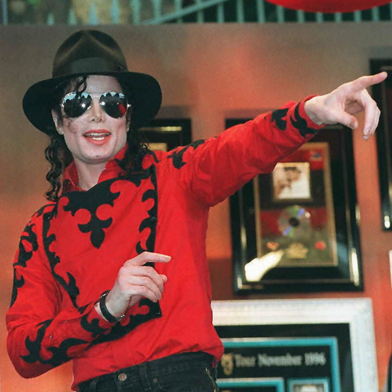 Michael Jackson estate set to sell music catalogue worth US$900 mil 