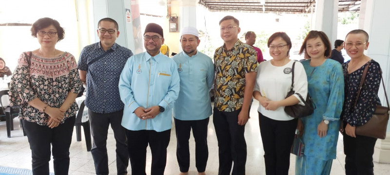 Peace is the order: tourists, leaders take part in Penang multifaith buka puasa event