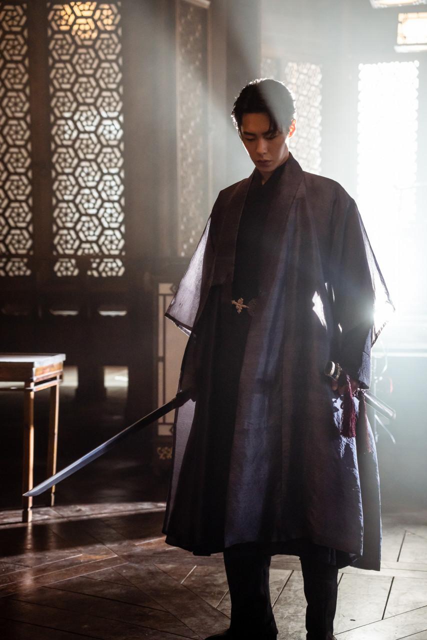 Lee Jae-wook in Alchemy of Souls. – Netflix pic