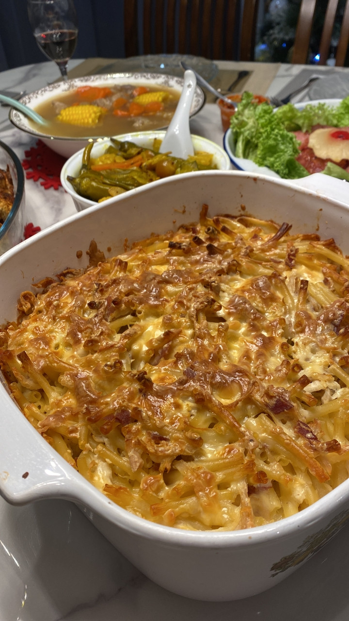 Joan Zarsadias, the matriarch of the family, inherited her love for cooking from her father. – Pic courtesy Calister Zarsadias