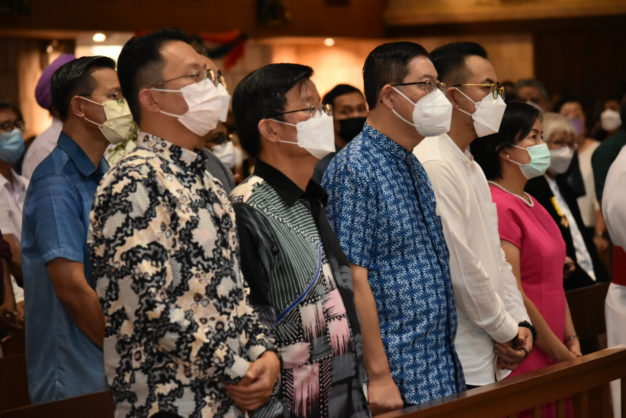 Chief Minister Chow Kon Yeow and state executive councillors Chong Eng and Yeoh Soon Hin, DAP chairman Lim Guan Eng and Deputy Finance Minister Steven Sim Chee Keong were among those in attendance. – Pic courtesy of Sam Gopal