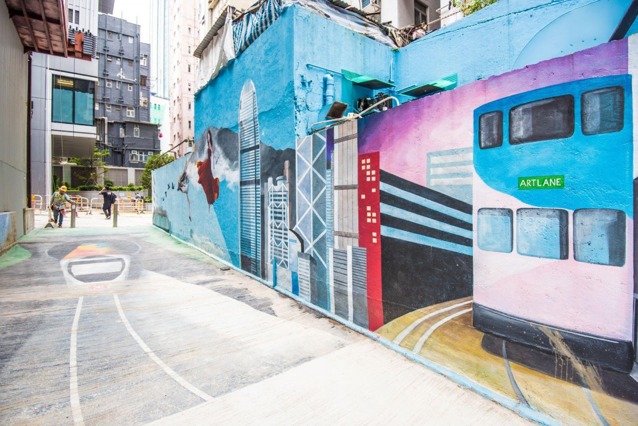 Artlane at Sai Ying Pun. – Pic courtesy of Hong Kong Tourism Board]