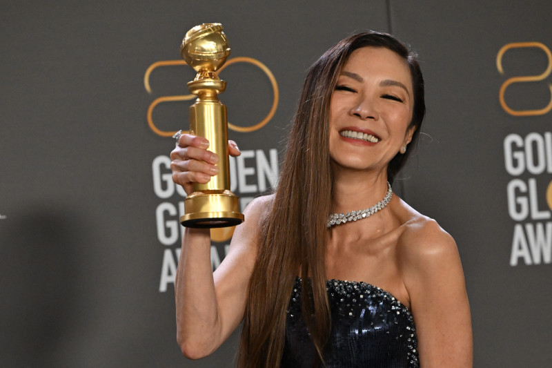 Michelle Yeoh wins Golden Globes for Best Actress