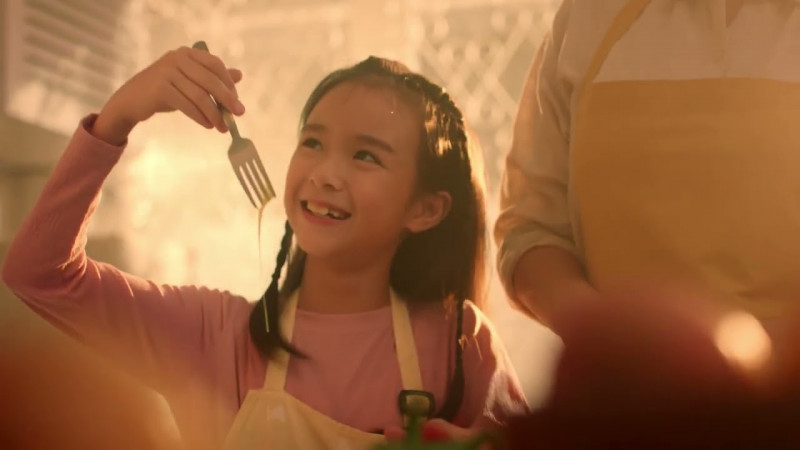 Malaysian storytellers, Coffee Bean & Tea Leaf collaborate for festive season