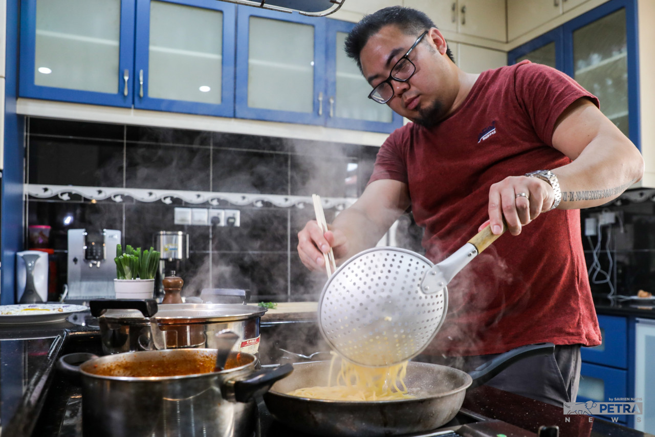 Khoo's passion for cooking started in high school. – SAIRIEN NAFIS/The Vibes pic