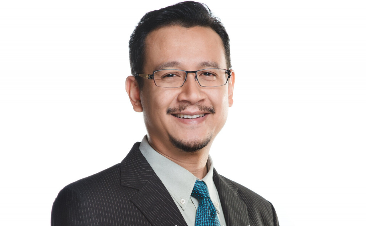 Dr Nik Muhd Aslan Abdullah says that men with a family history of cancer should consider going for genetic screening tests as soon as they can. – Pic courtesy of Sunway Medical Centre