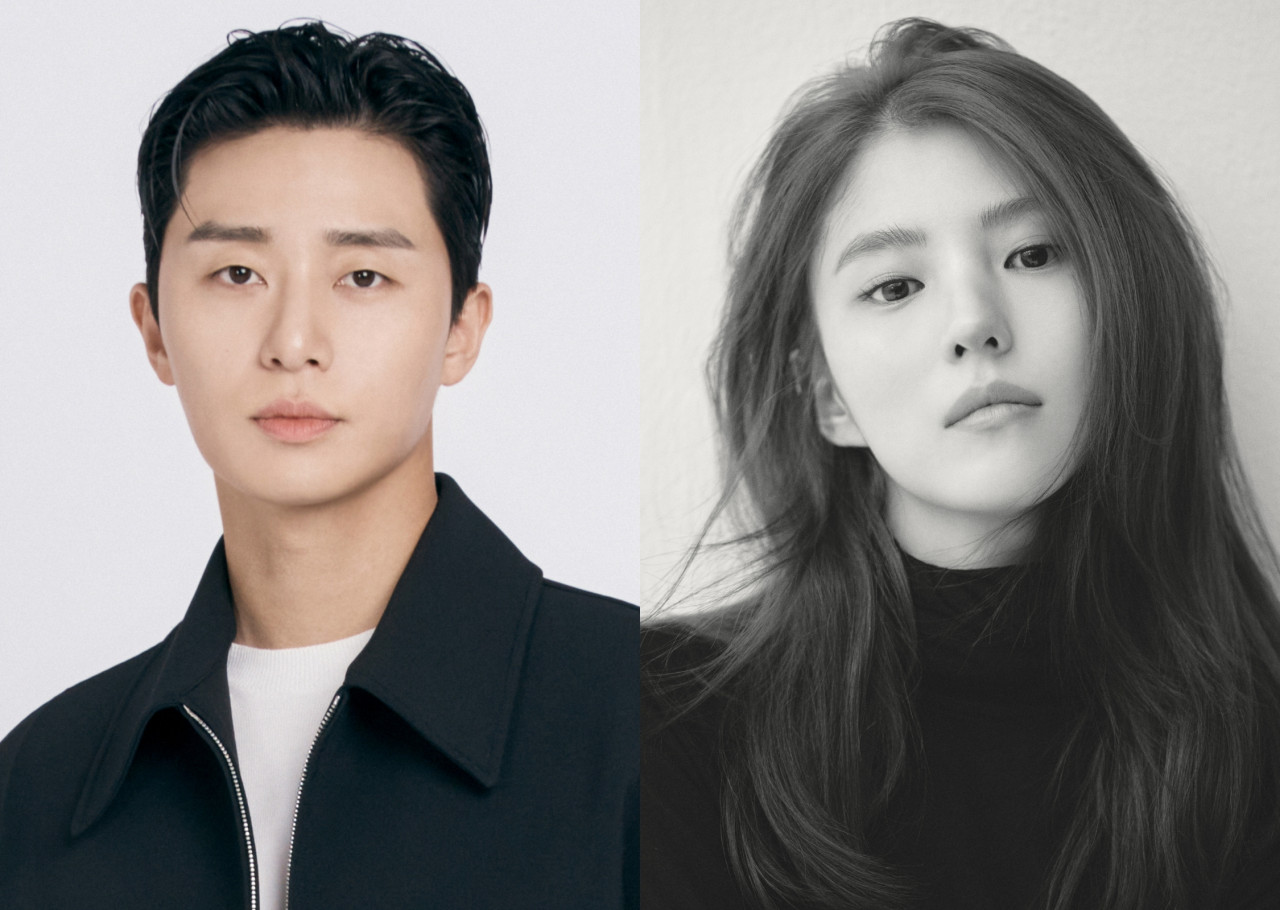 Park Seo-joon (left) and Han So-hee. – Netflix pic