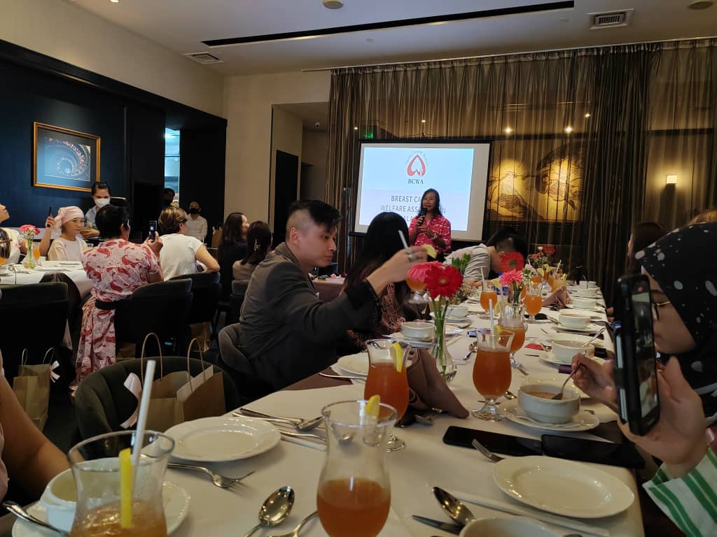 Wong giving a speech during the media luncheon at Michelangelo's in support of Breast Cancer Awareness Month. – SHAZMIN SHAMSUDDIN/The Vibes pic