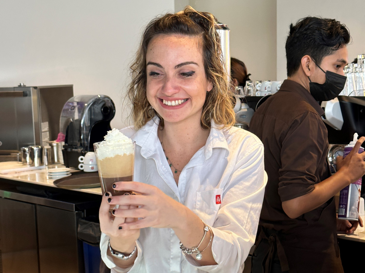 The illycrema really captures the eye, you almost feel bad about drinking/eating it, until you do. – HAIKAL FERNANDEZ/The Vibes pic