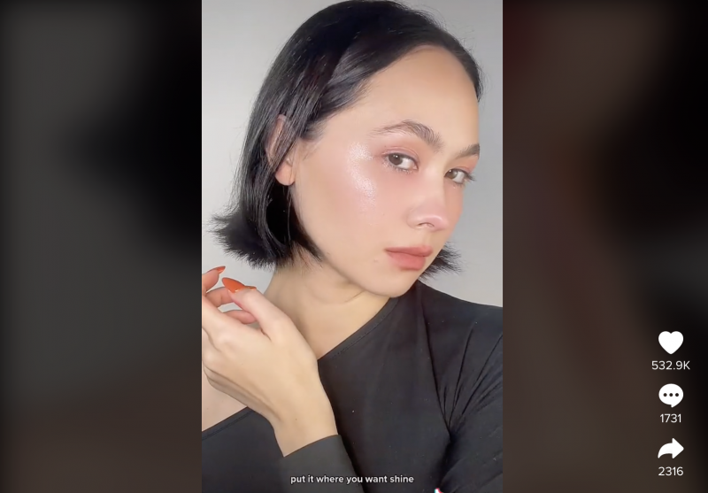 ‘Crying makeup’ is the new beauty trend that shows off sadness