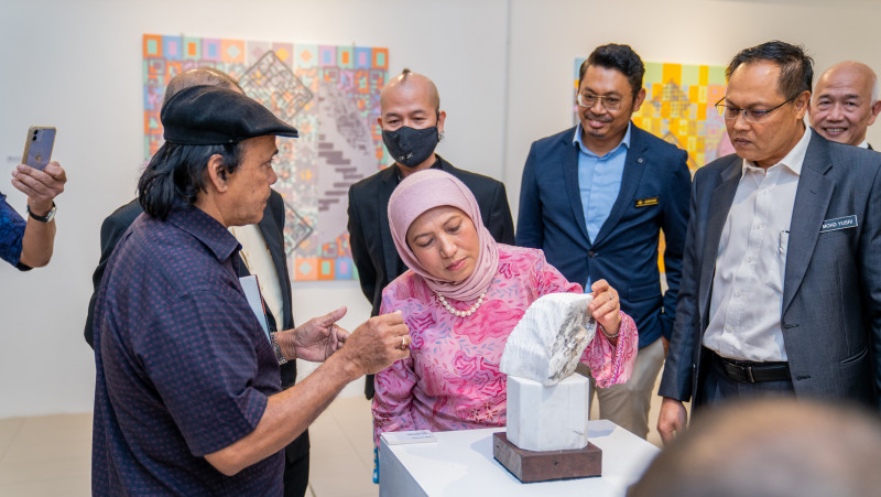 Telur Pecah 2.022: an ambitious exhibition that challenges idea of Malaysian art