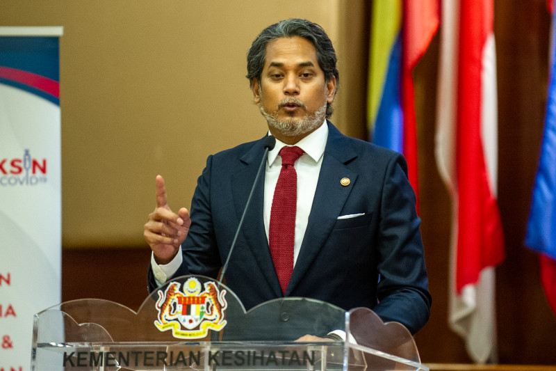 Khairy says Najib sent back to HKL for more tests, not IJN