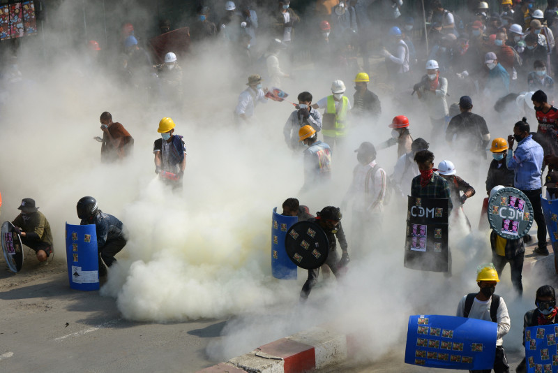 Myanmar security forces fire live rounds on rally-goers, 3 in critical condition