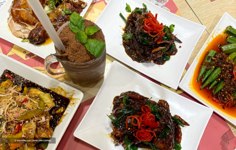 Break your fast at The Chicken Rice Shop with their Ramadan special 