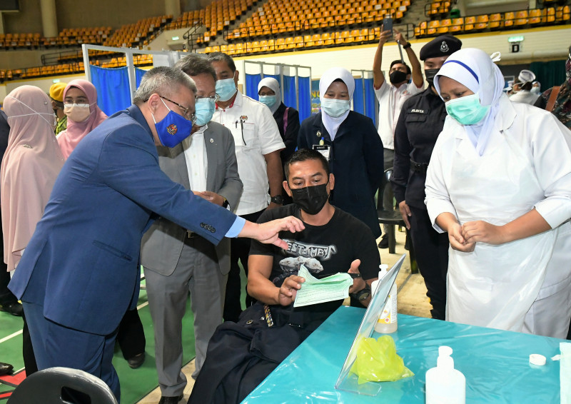 430 MoH personnel to join Sarawak’s Covid-19 fight next Wednesday