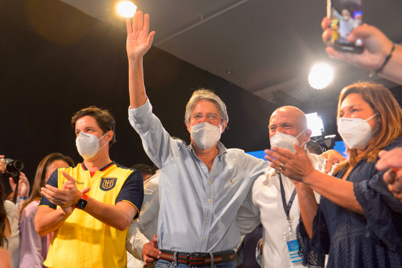 Incoming president takes up ‘challenge’ of changing Ecuador’s ‘destiny’