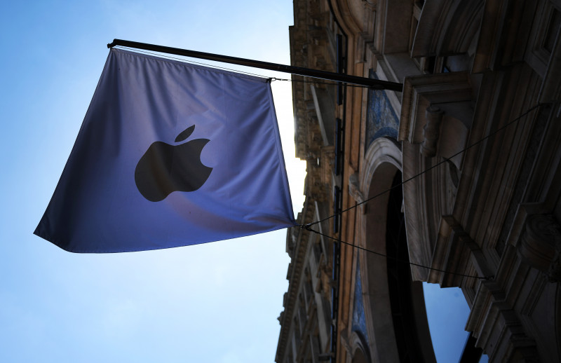 Apple to inject US$430 bil into US economy, create 20,000 jobs
