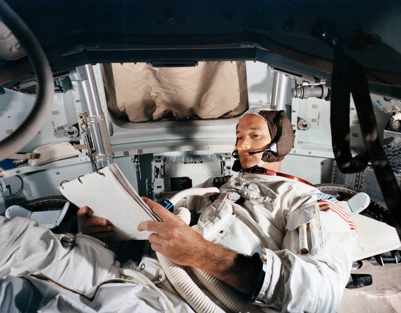 Apollo 11 astronaut Michael Collins dead at 90