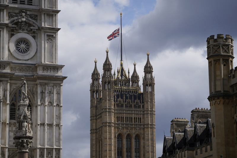 Tributes to Prince Philip pour in from across the globe