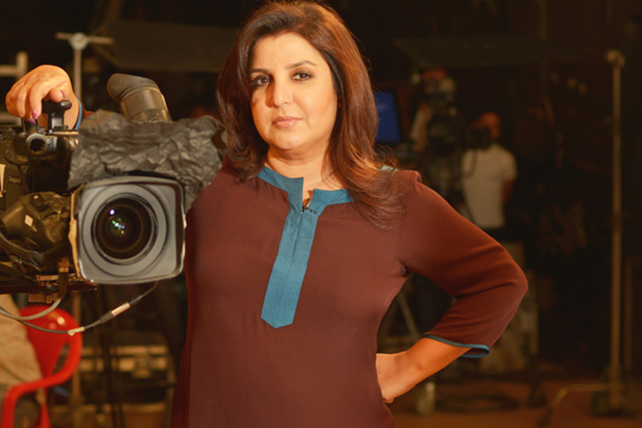 Farah Khan has worked with actresses spanning generations as director as well as choreographer. From Sridevi, Madhuri Dixit Nene, Kajol, Rani Mukerji, Tabu and Malaika Arora to Deepika Padukone, Katrina Kaif, Alia Bhatt, Janhvi Kapoor and Sonam Kapoor. Leading actors Shah Rukh Khan and Hrithik Roshan included. – Pic courtesy of Airbnb Online Experiences