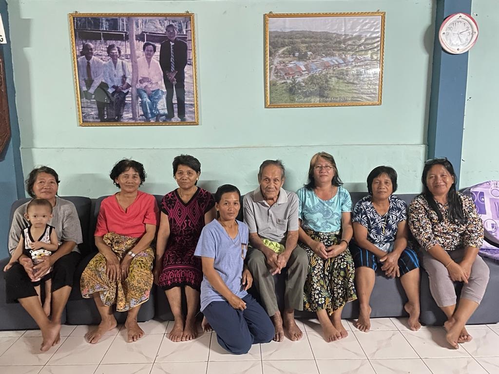 Seliman Anak Bandang says his sweetest memories are of watching his children grow up and seizing the opportunities of an ever-evolving Malaysia. – Malaysia Book of Records pic, August 28, 2021