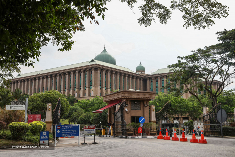 Letter – Caretaker PM without cabinet arguably unconstitutional – Hafiz Hassan