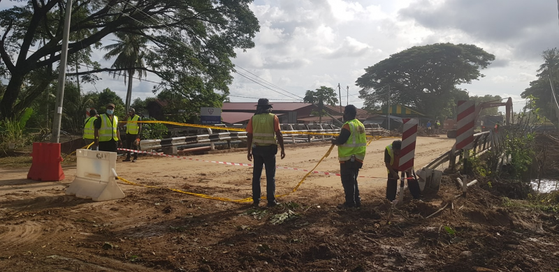 Sg Tupah bridge closed for checks after Gunung Jerai disaster