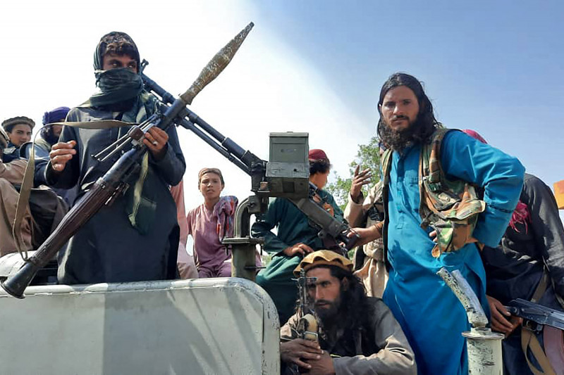 'Kite Runner' author says Afghans are 'right to be scared'