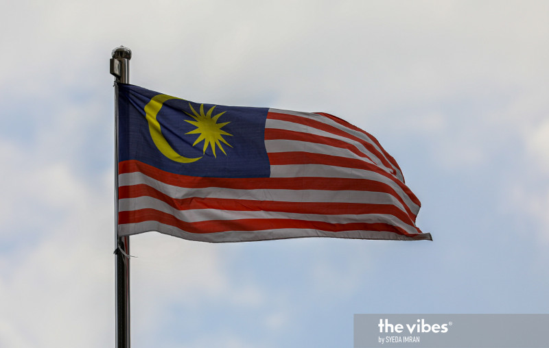 [Image: 20210203_-_Jalur_Gemilang_Malaysian_Flag...IMRAN6.jpg]