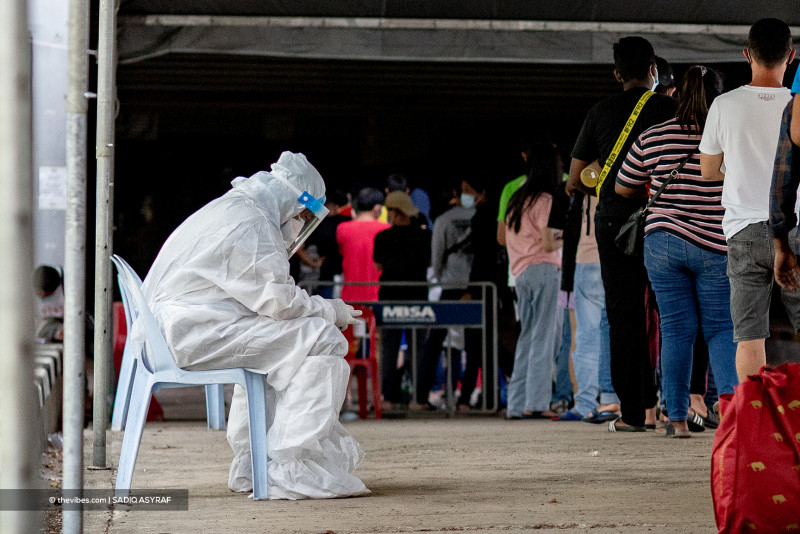‘Pointless and too late’: MTUC slams mandatory swab test for EMCO factory workers