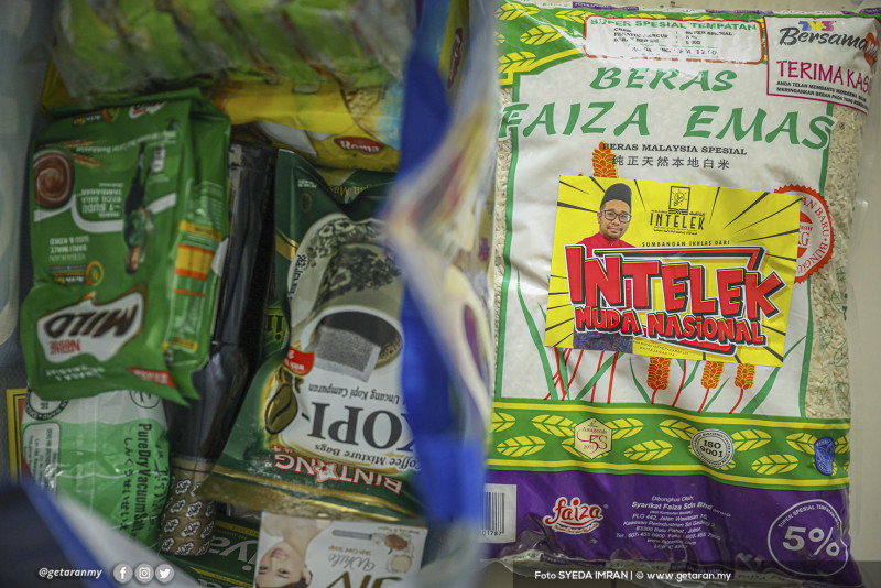 The teens behind Feed Malaysia food bank info website