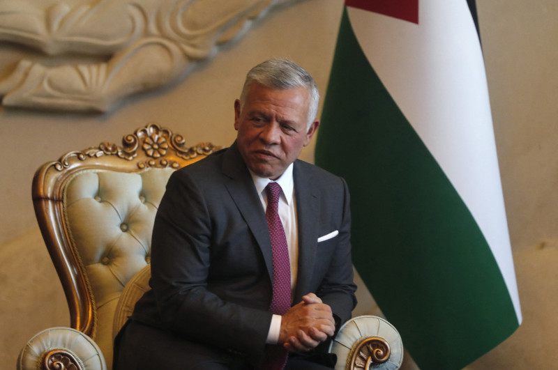 Independent Palestine key to lasting peace, Jordan king tells Israel president