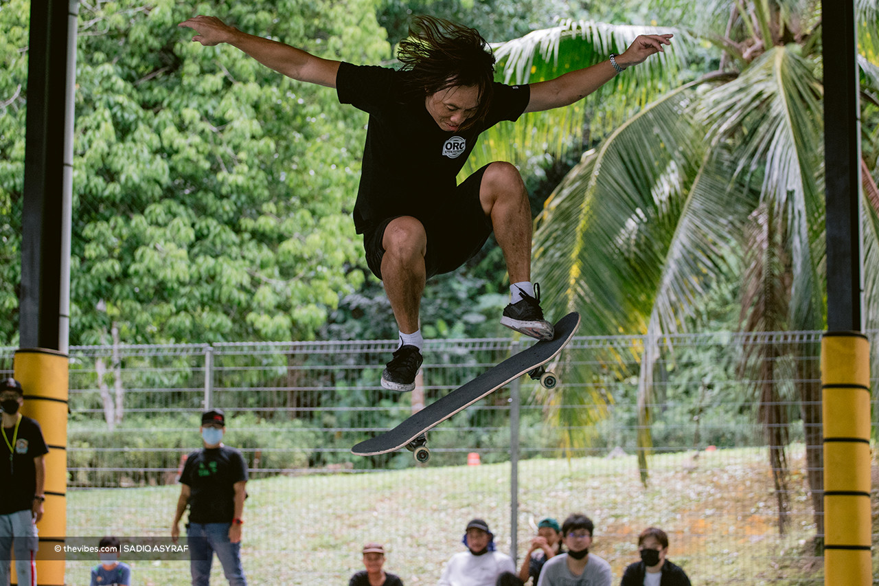 Calvin in action at the Skate Tua Competition in Bukit Jalil. – SADIQ ASYRAF/ The Vibes pic