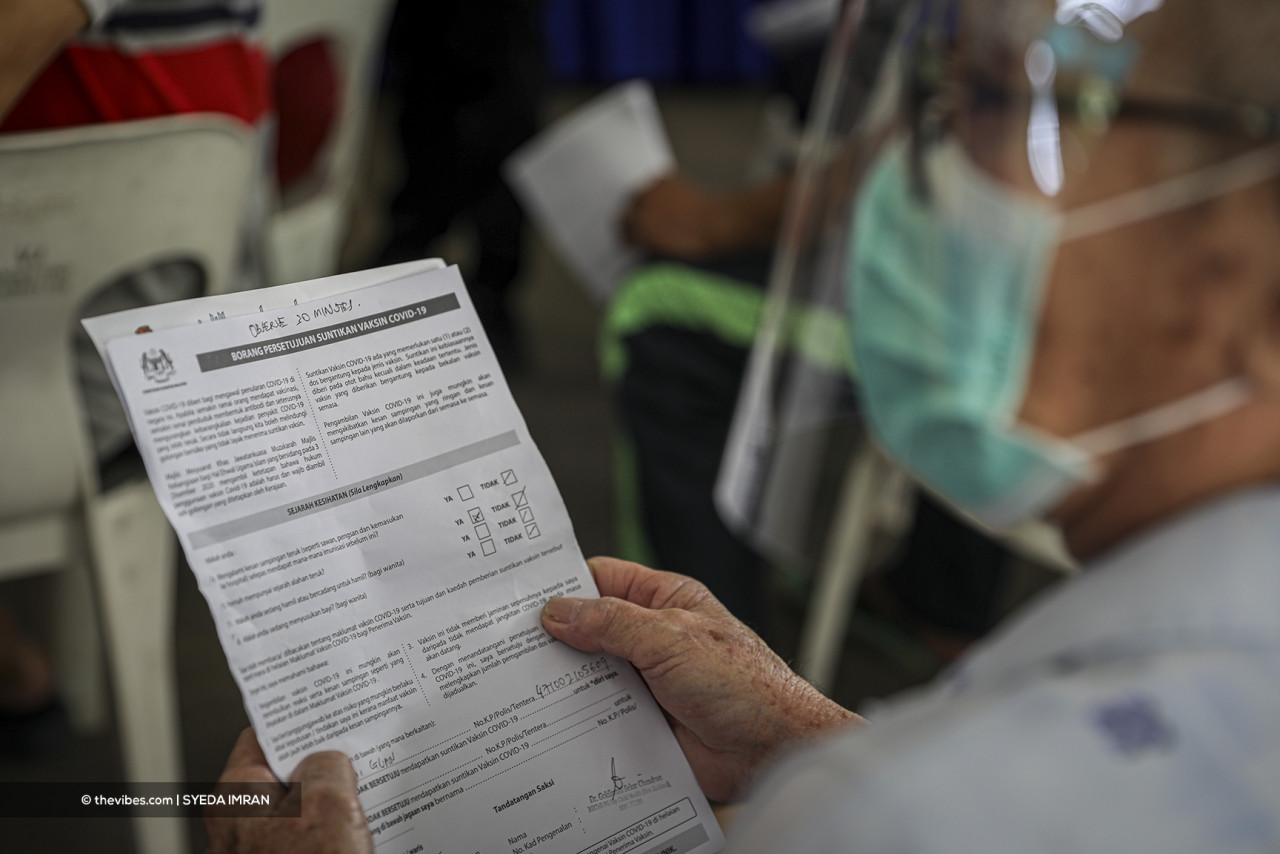 The MyMedic@Wilayah mobile truck initiative will be able to administer Covid-19 jabs to city folk at a rate of 15,000 to 20,000 doses per day. – The Vibes pic, June 7, 2021