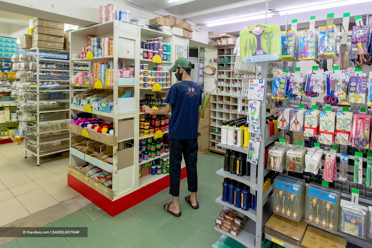 A blanket moratorium will actually spur growth as it will ensure that future tax collection from businesses is not affected, says the Movement for Monetary Justice Malaysia chairman. – The Vibes file pic, June 11, 2021
