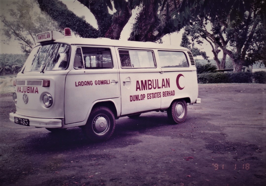 Joe Sr’s ambulance always on standby to rush him off to attend to an emergency, being the estate’s key medical personnel. – Pic courtesy of Masilamany family album
