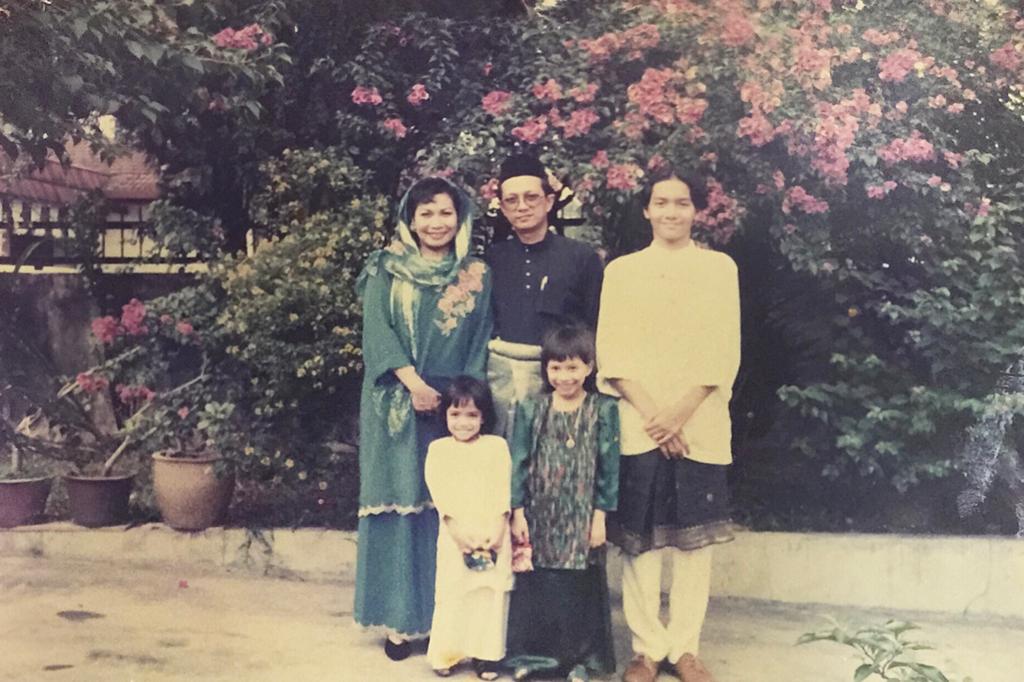 Benjy pictured with his family in his teens. His sister, Ines noted his brother grew up very bitter, confused about life in general. — Pic courtesy of Inessa Irdayanty